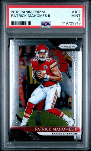 2018 Panini Prizm Football Card Patrick Mahomes #102 PSA 9 (A)